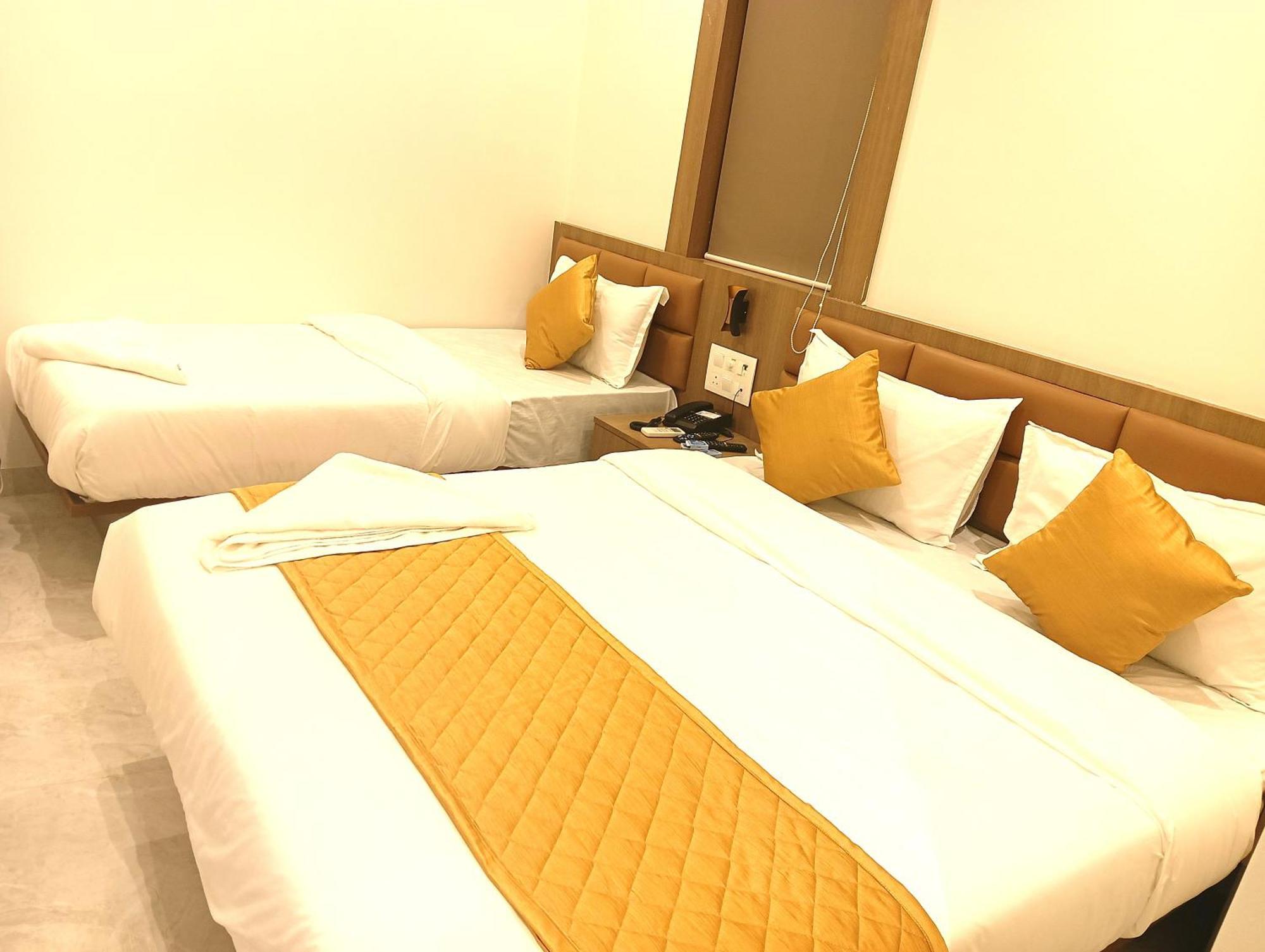 Hotel Enigma Inn Bombaj Zewnętrze zdjęcie