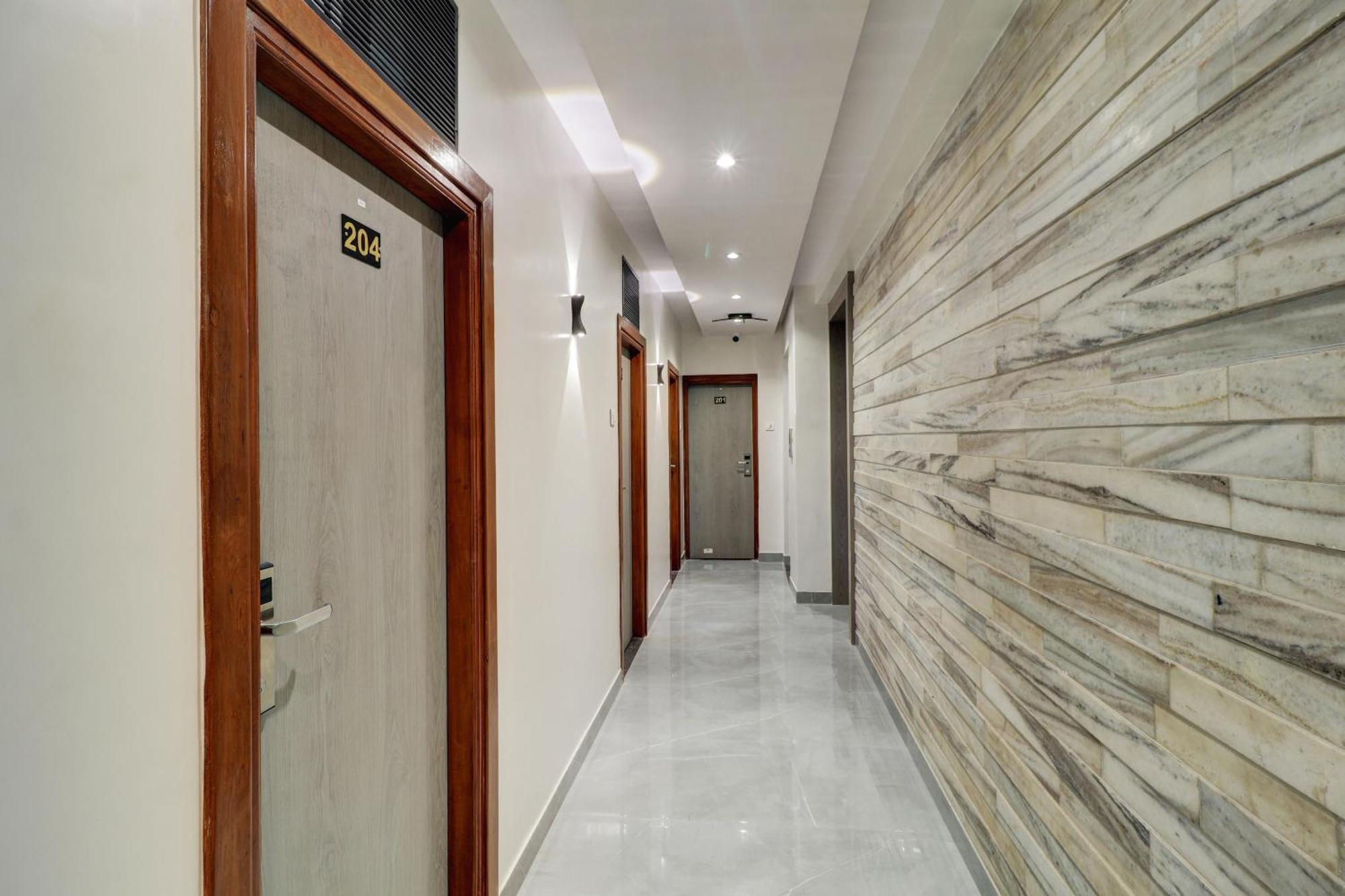Hotel Enigma Inn Bombaj Zewnętrze zdjęcie